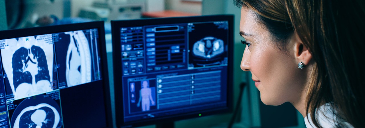 东肿研究揭示磨玻璃肺结节选择性随访与手术的十年生存率无显著差异